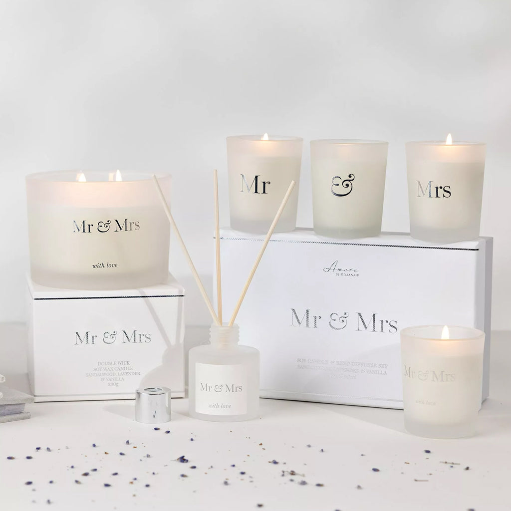 Amore 330g Double Wick Candle "Mr & Mrs"